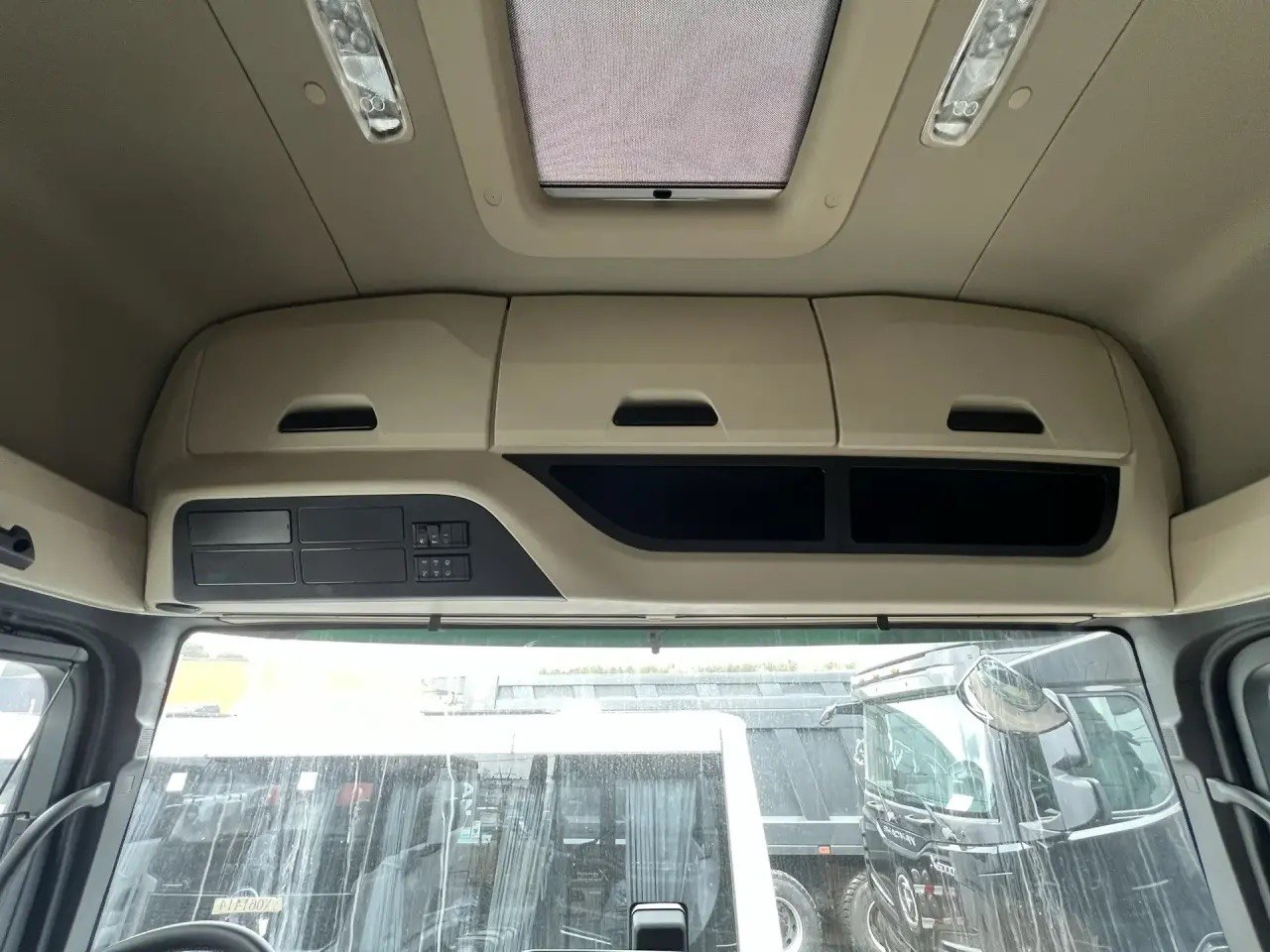 Крюковой погрузчик PALFINGER ВК T20-6000 6×4 SHACMAN SX32586V384